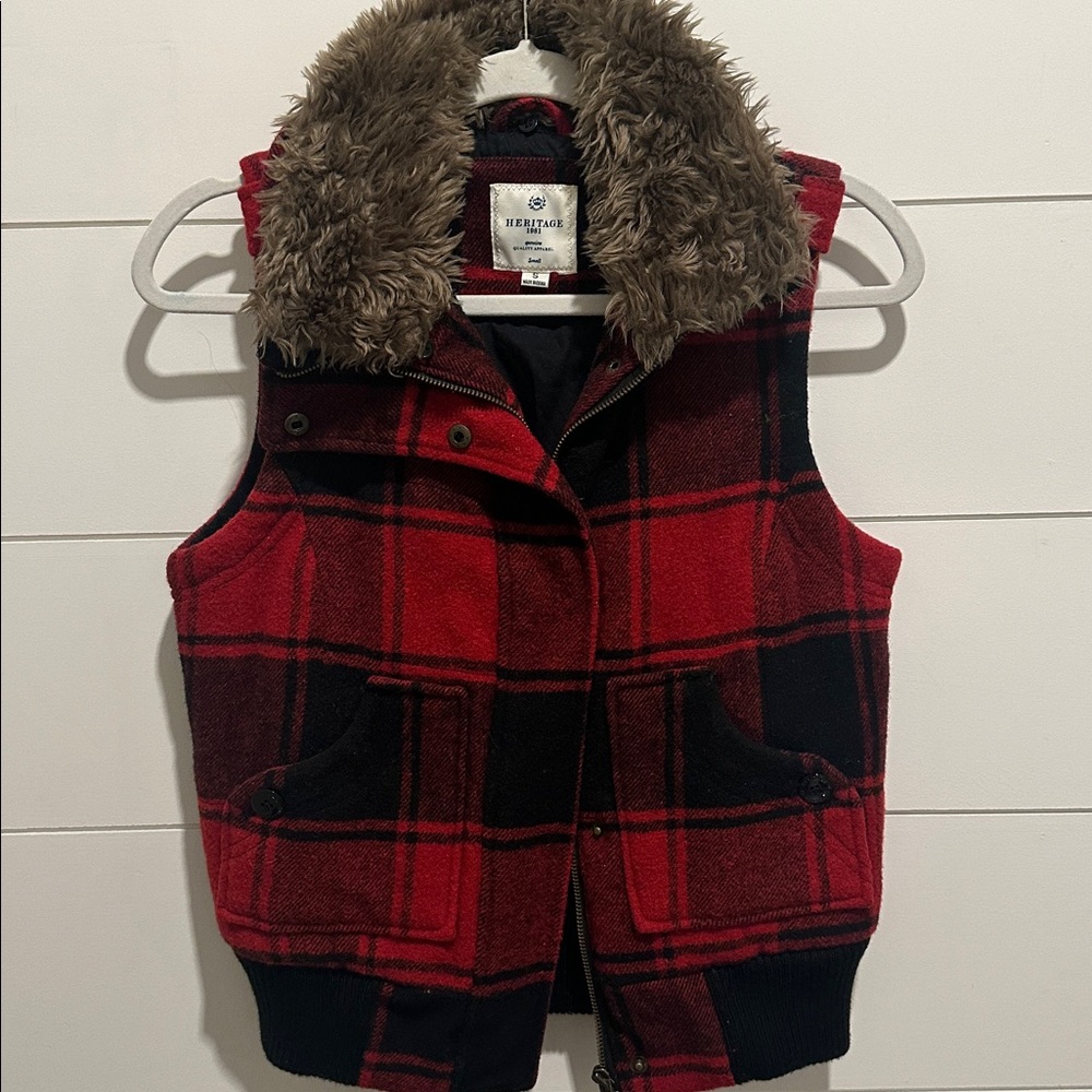 Red and Black Plaid Vest - Picture 9 of 9